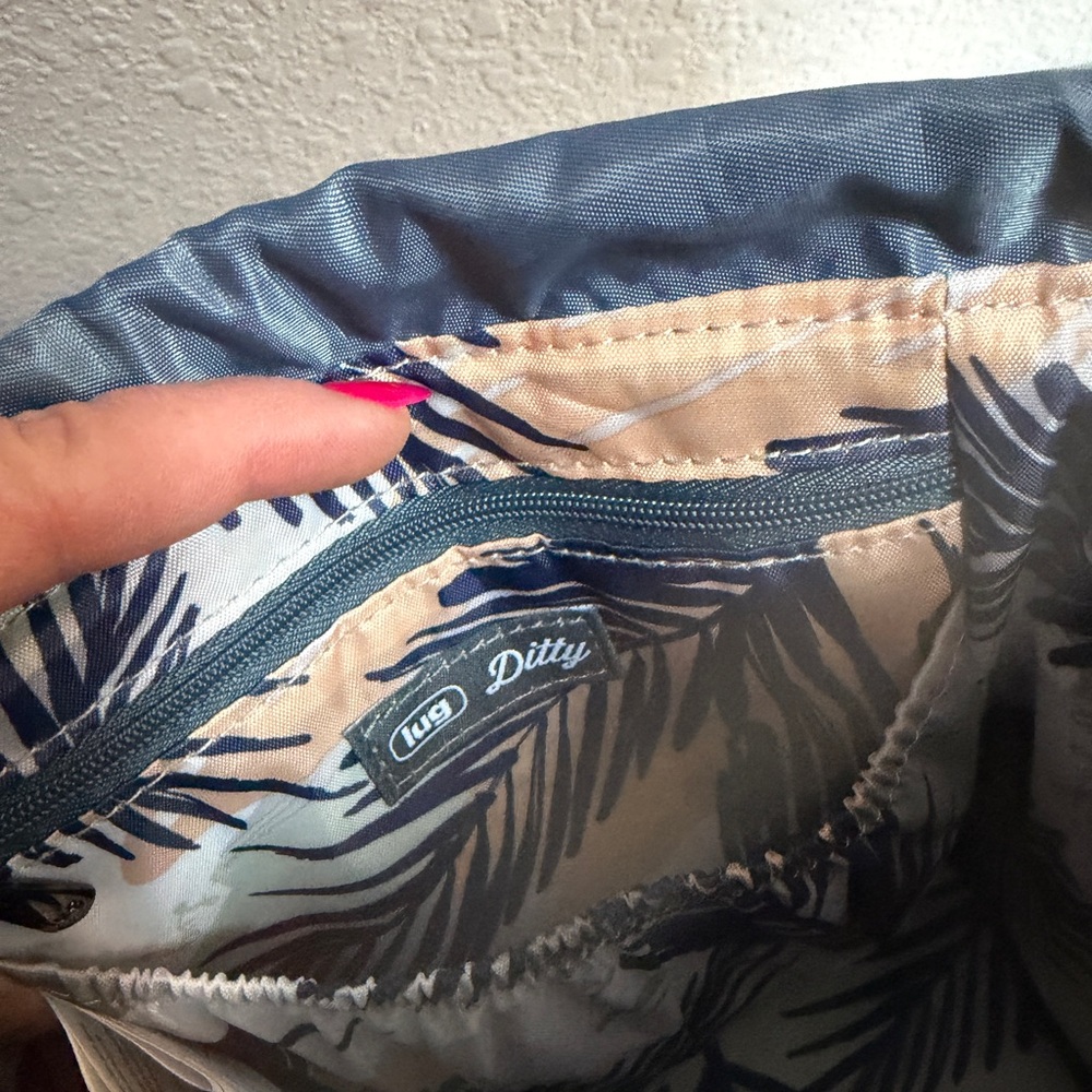 Lug Blue Moon  Ditty~NWOT - Picture 5 of 11